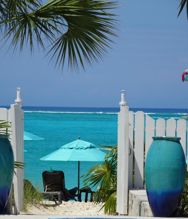 Sibonne Beach Hotel Grace Bay Bagian luar foto