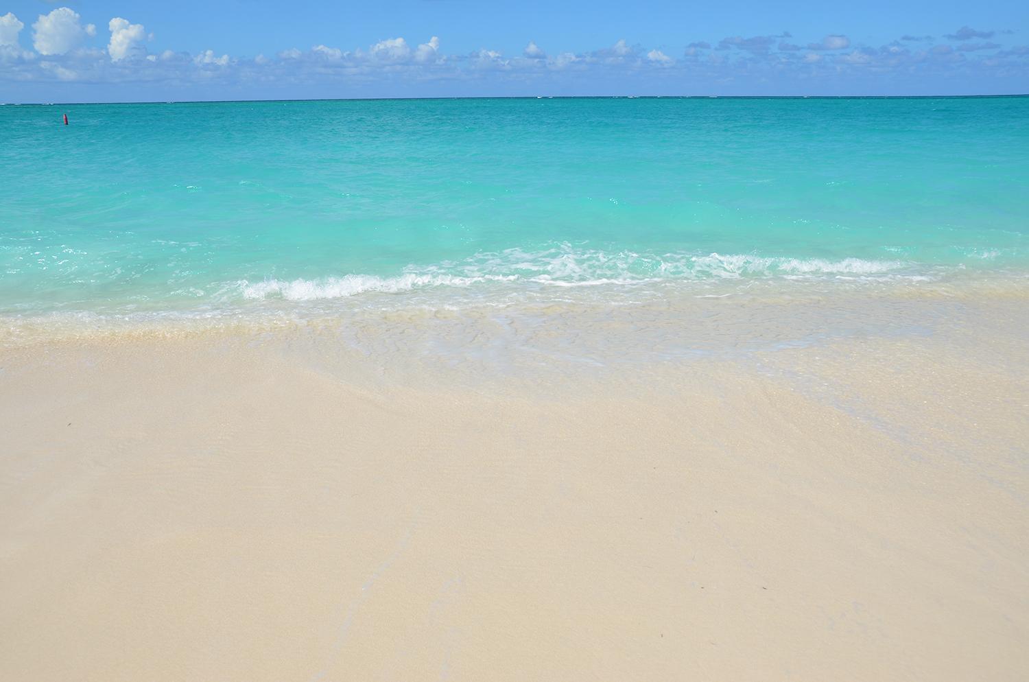 Sibonne Beach Hotel Grace Bay Bagian luar foto