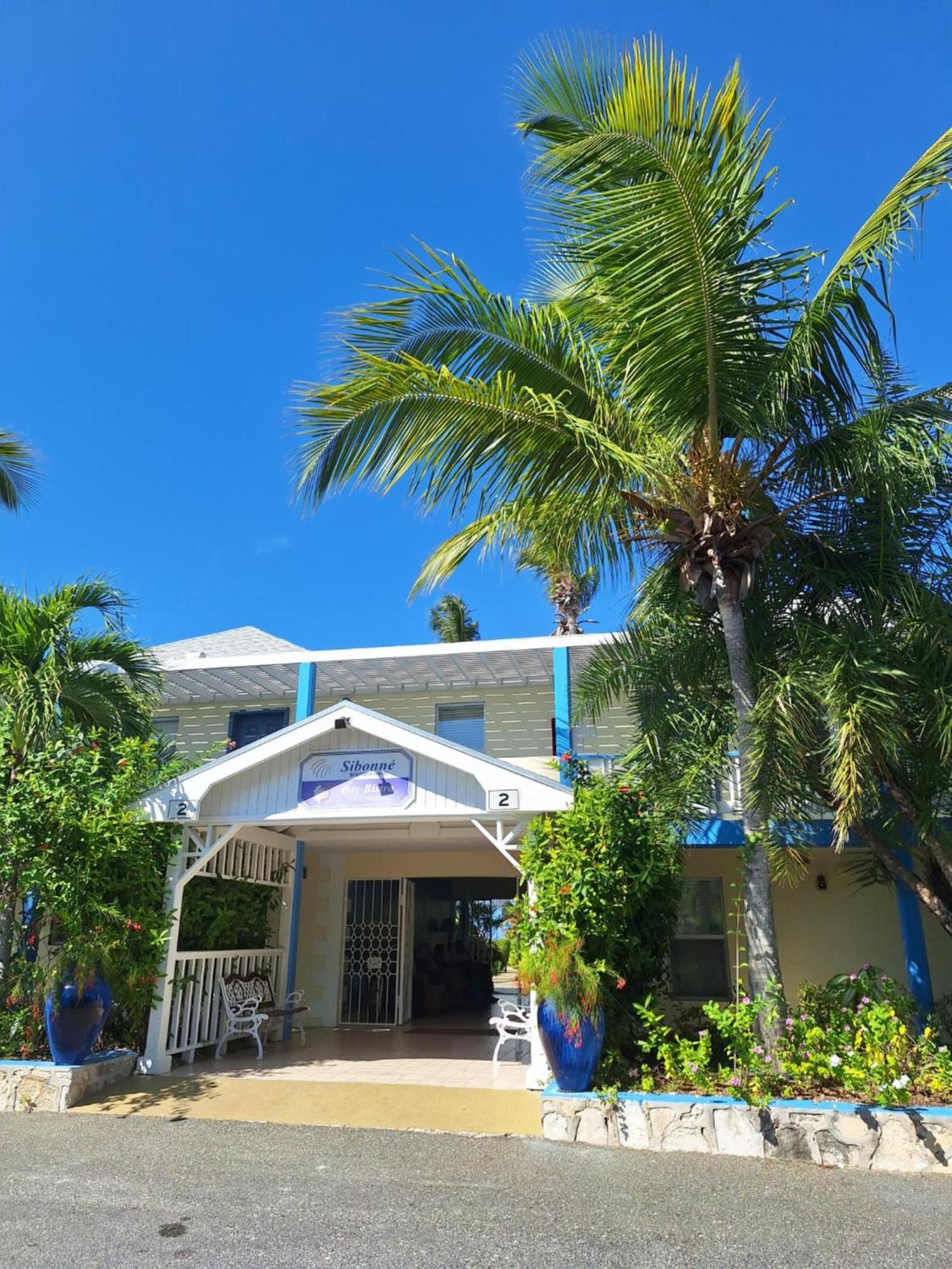 Sibonne Beach Hotel Grace Bay Bagian luar foto