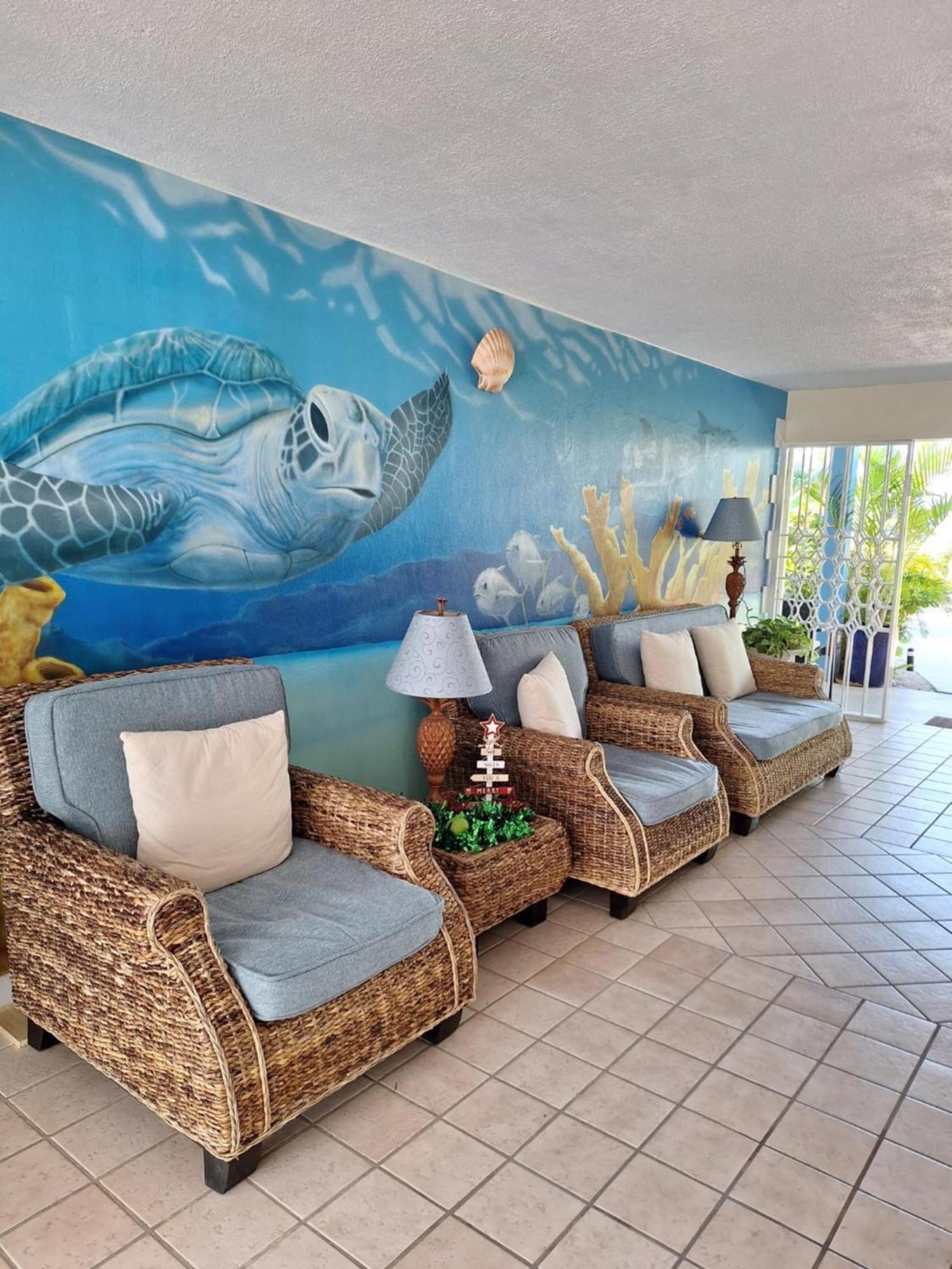 Sibonne Beach Hotel Grace Bay Bagian luar foto