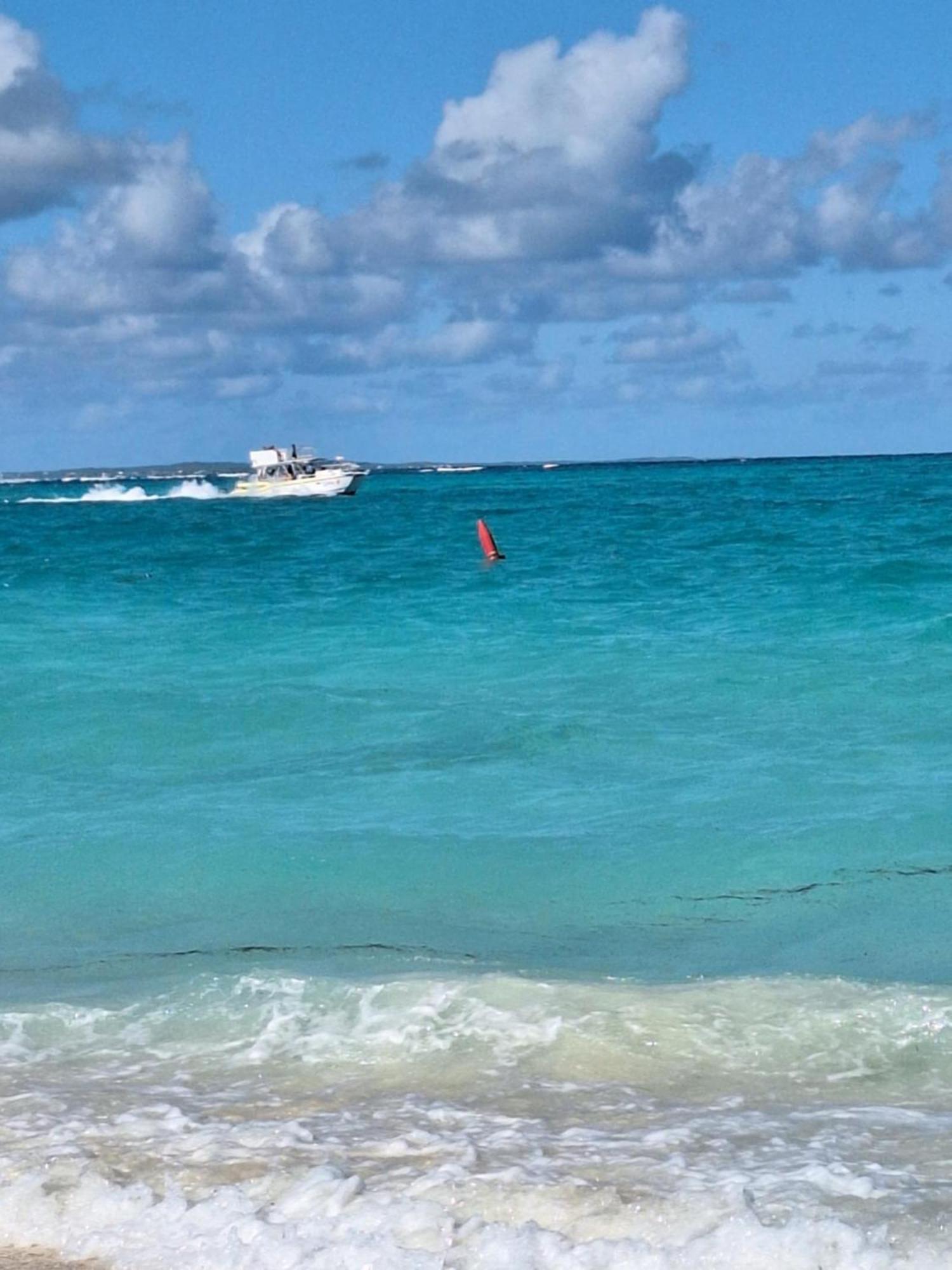 Sibonne Beach Hotel Grace Bay Bagian luar foto