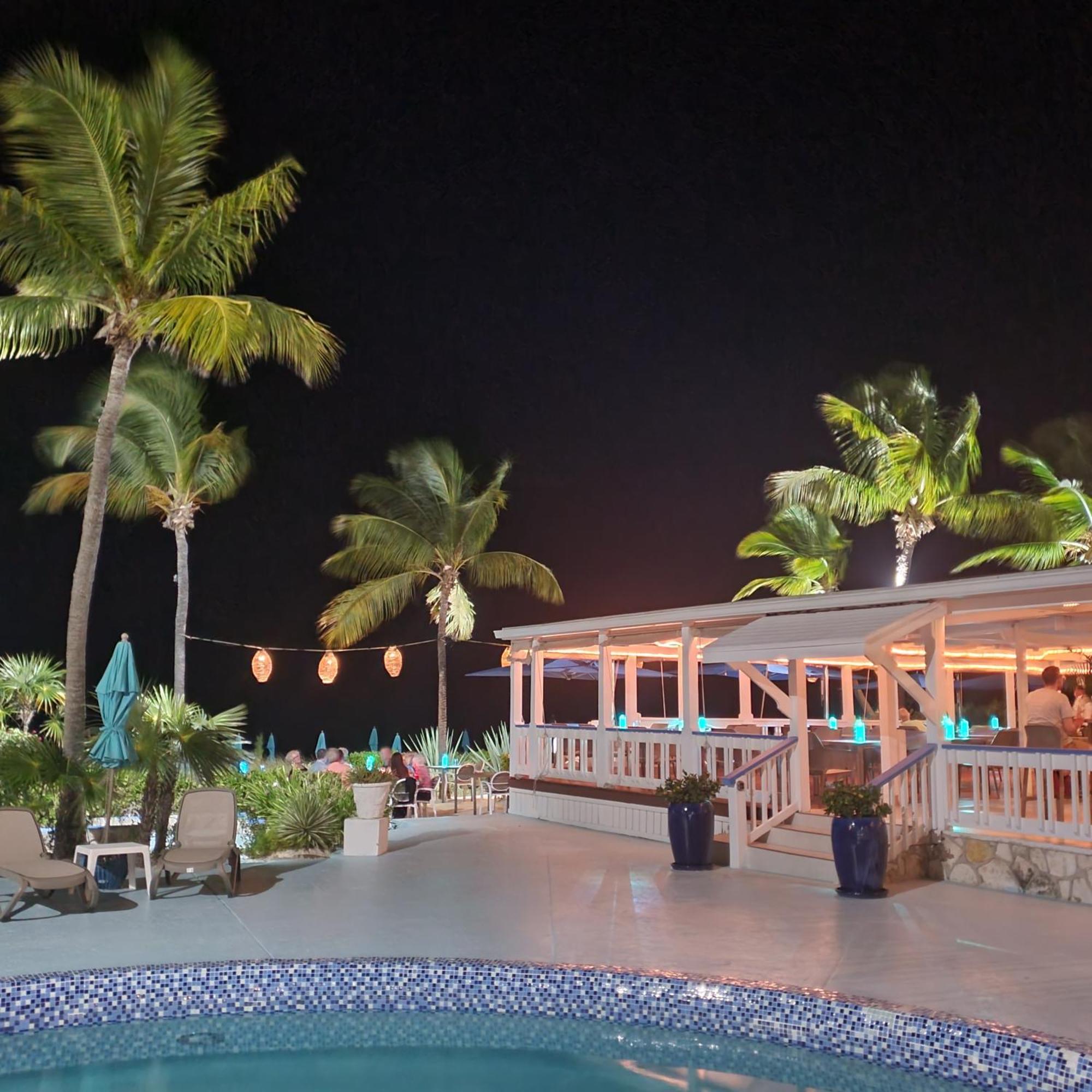 Sibonne Beach Hotel Grace Bay Bagian luar foto