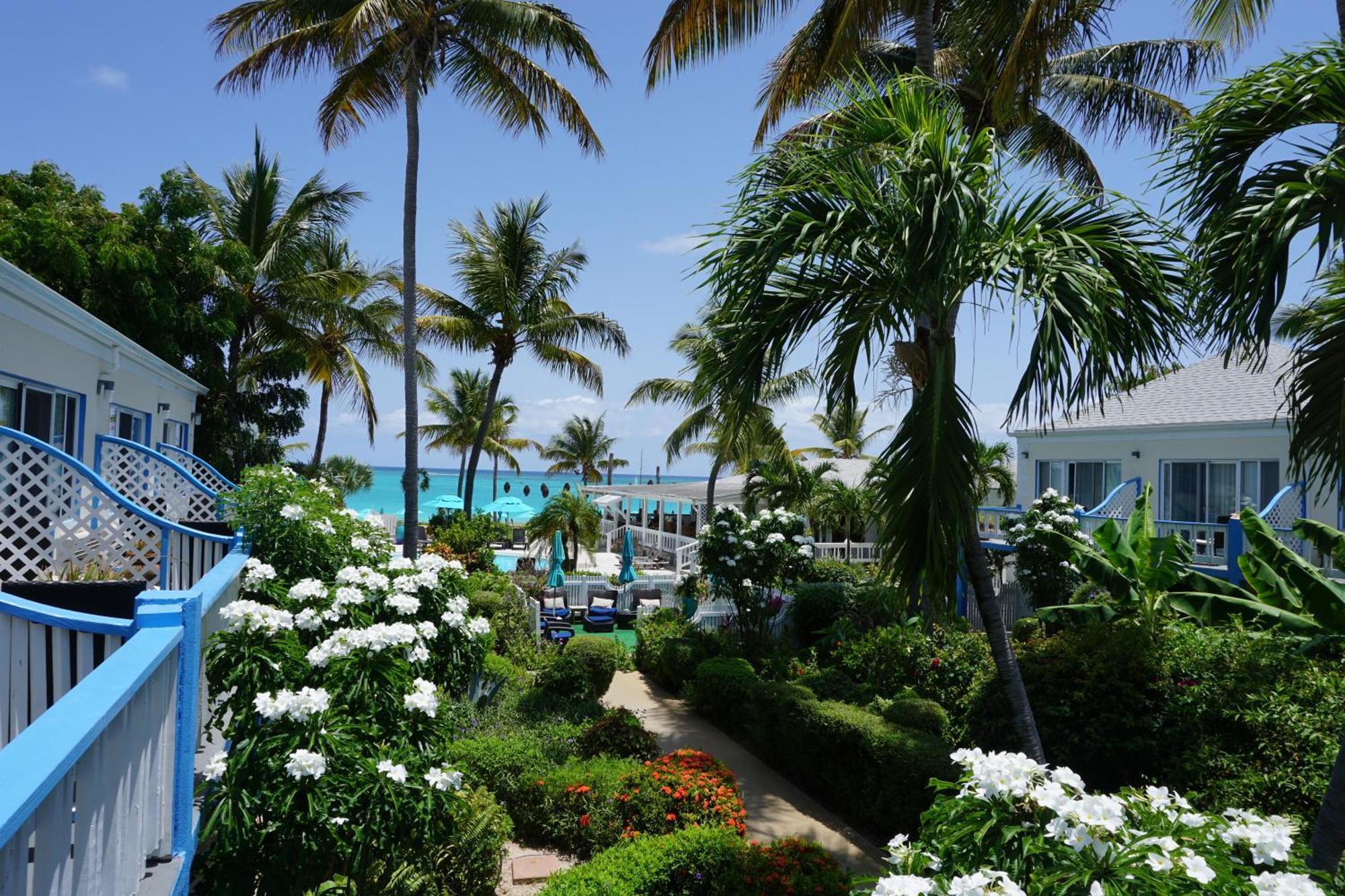 Sibonne Beach Hotel Grace Bay Bagian luar foto